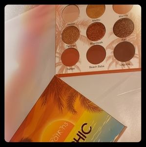 Cali Chic Eyeshadow Pallete